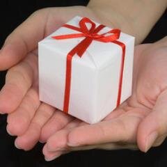 http://t.co/QsMohrv4Xc All the different present subscriptions you can buy for people as gifts - from flowers and chocolates to socks and coffee!