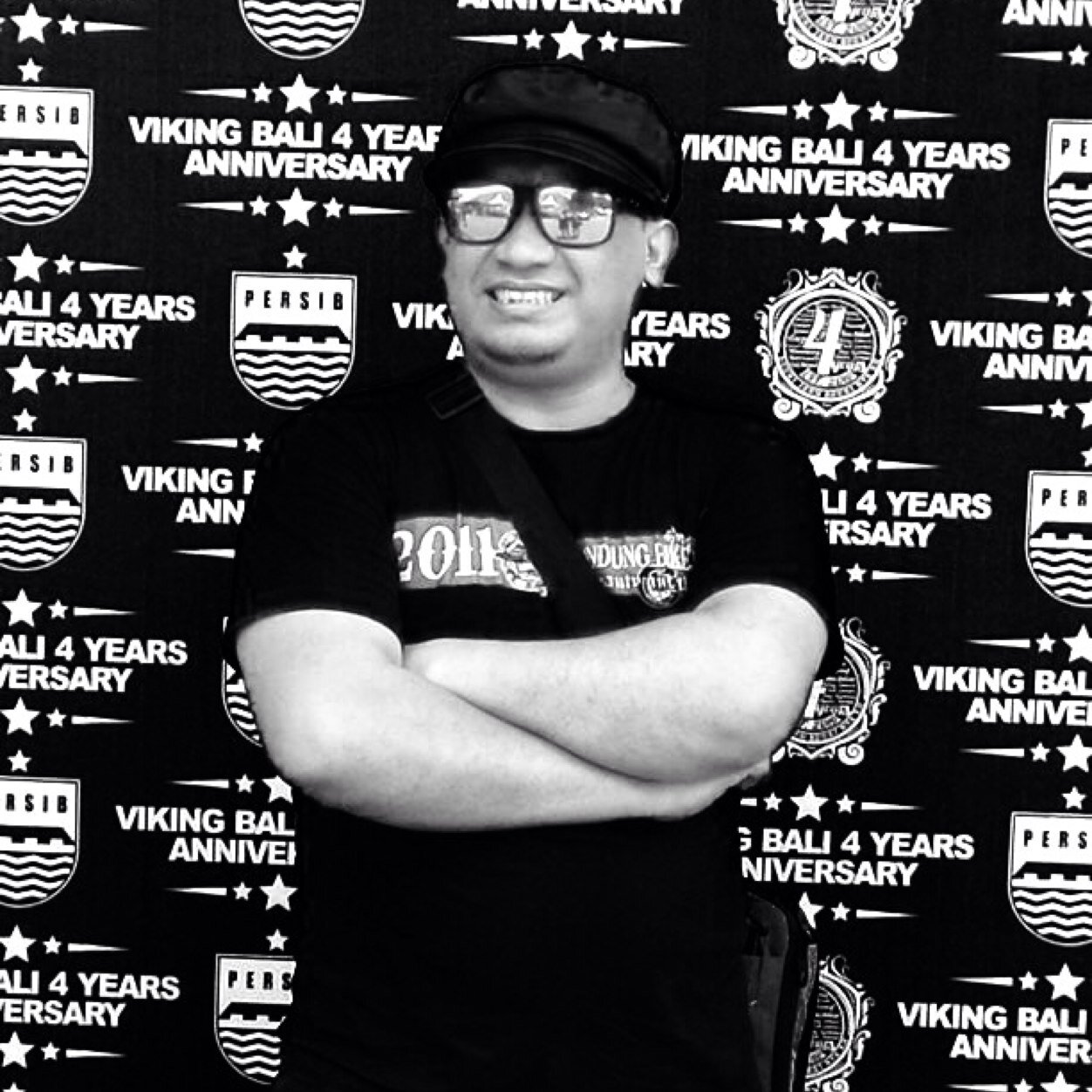 DJ,Drummer,Stand Up Comedy,MC..