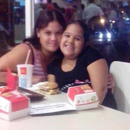 karinaveronicai's profile picture. 