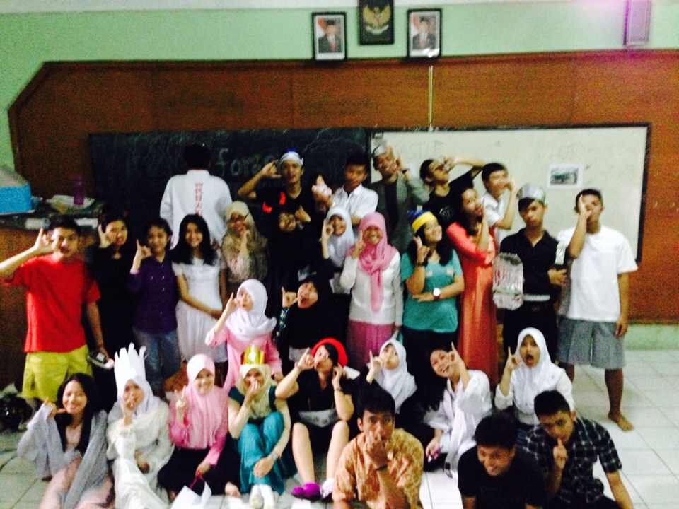 Saling berbagi, memotivasi dan merangkul. That's us | GOBLAAY | Babeh Aguss cinta