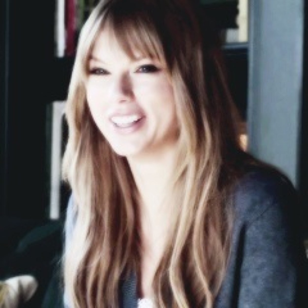 hey i just free followed you because you're beautiful, please follow me on @shesnotasaint, im always here for you:)
