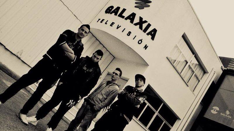 GRUPO DE RAP FORMADO POR 4 COMPONENTES @jr9jr @king_crow13 #nazar #slaughter
https://t.co/VnS8Heg8zV