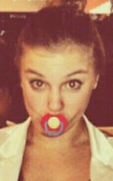 Alice Wegmann te amo (*--------*)