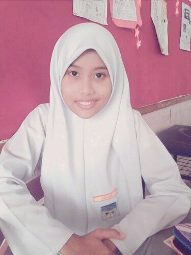 Zuliana Azmi . Azmi Daughter . JOHOREAN . 18 Y/O . 
FacebOOk : Zuliqnq Azmi .
WeChat : Zulianaazmi96 .
Instagram : Zulianaaaaa .