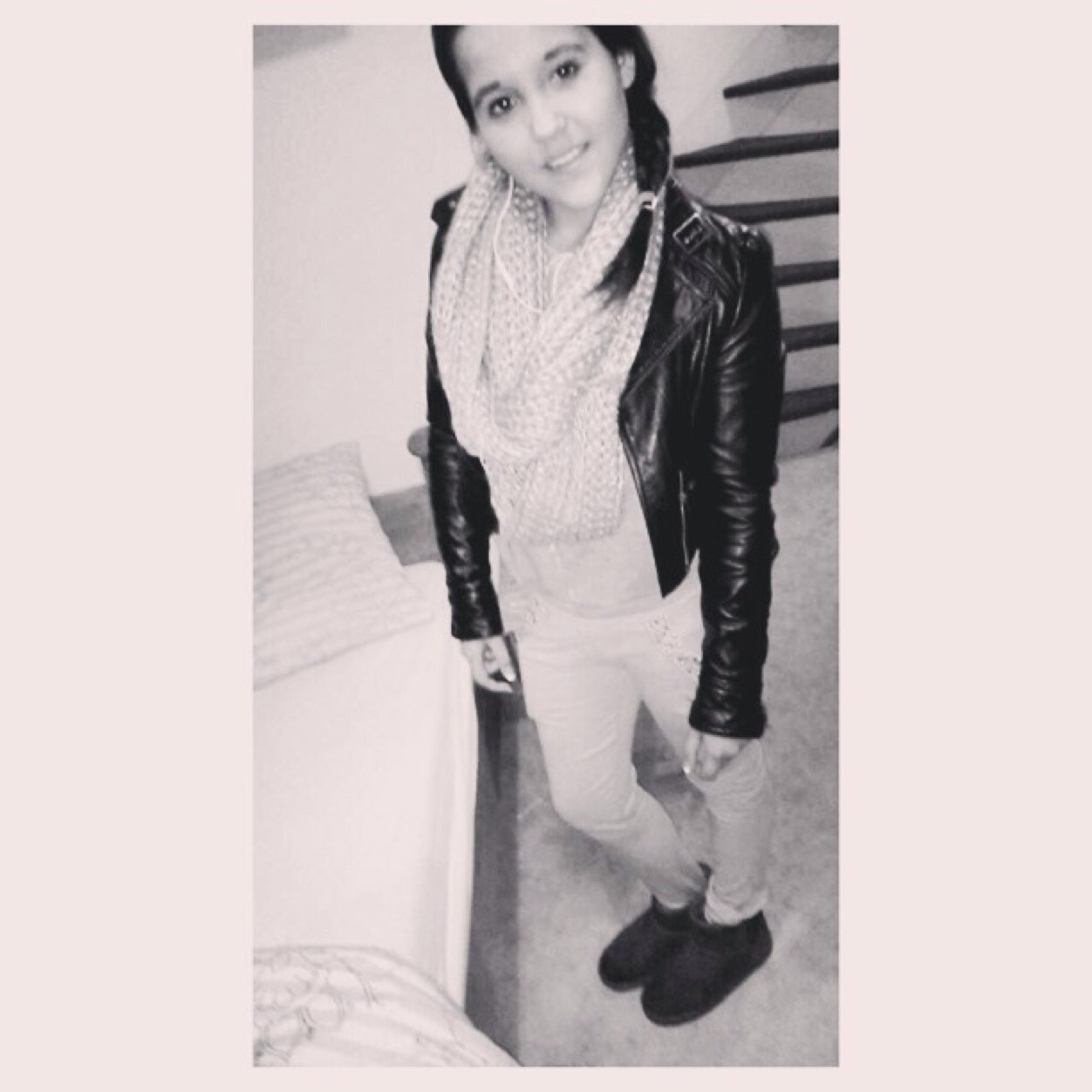 Follow my on IG xnikitaa_rey ❤️ 10~08~13 ❤️  Rey
