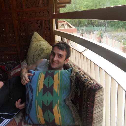 YlmazYlmazumut's profile picture. yürek yorulunca ter gözden akar...........