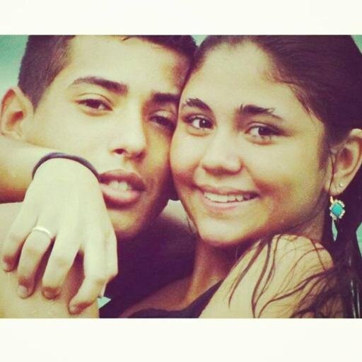 † Viver pra mim é Cristo, morrer pra mim é ganho, não a outra questão quando se é Cristão não se para de lutar ♪ ♪  Jeesuuus Cristoo , † ♥ ∞