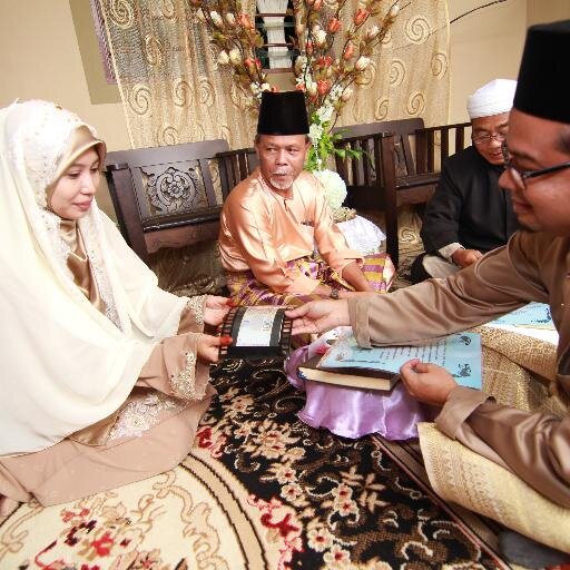 KakWunAiin's profile picture. :D keep Smiling..