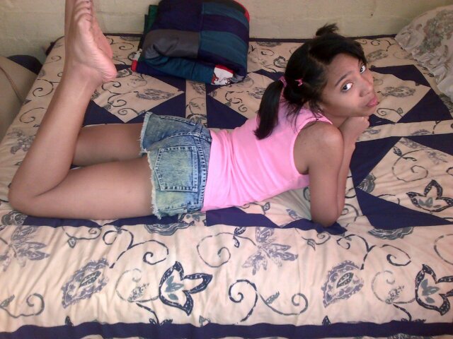 ★Crazy weird superly hyper inlove with stars . . . Dinamiet in a small package . . . Tweeting like a mutha f#cker ★
