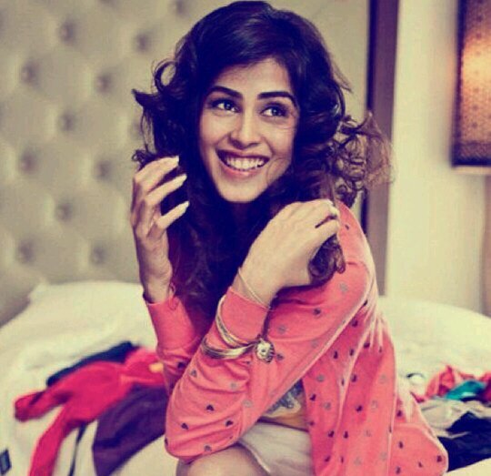 mubeenakhan1's profile picture. I may not be the prettiest, smartest, or nicest person in the world, but I can say that I am proud of who I am.