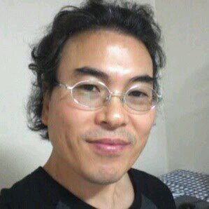 강물은 아래로 흘러 바다에 이르고,
사람은 안으로 흘러 신에 이른다.