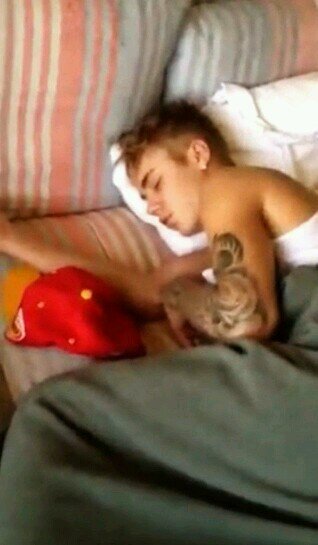 i love Justin , thats all i know