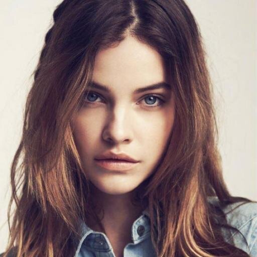 Sí, estaba loca, pero eso es pasado. Sexy y divertida. Modelo. Nadadora. Sólo de Finnick