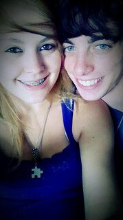 sermari302's profile picture. Nunca discutas con un imbecil, te hara descender a su nivel y alli te ganara por experiencia.