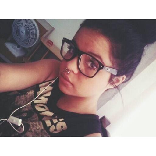Just like the land that bear the name Africa, Love is on my mind. It's for everyone no matter where you're from ♫ // Casada com @damn_memories