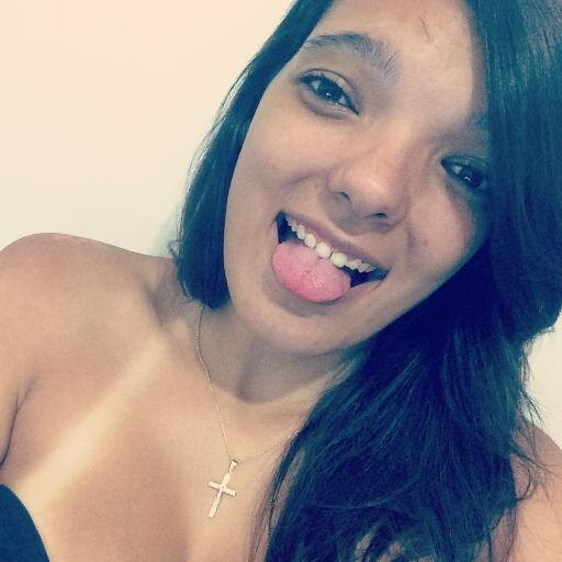 Brazilian girl
Ask: IngridBergamini