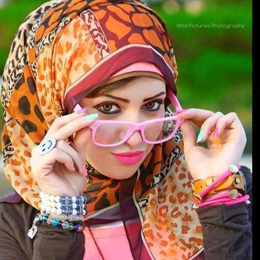 كل عيله مصريه عندها نص لمونه في التلاجه حقيقه :)