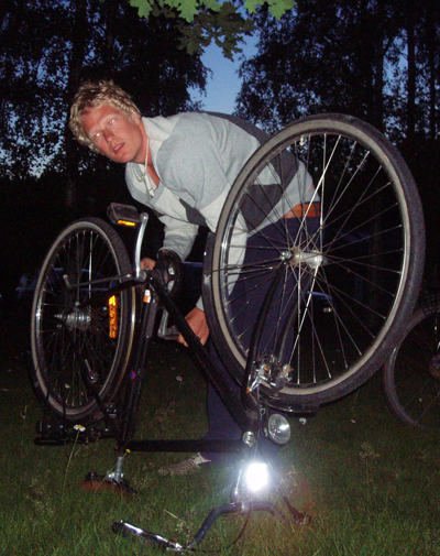 Undiescorp's profile picture. UX & IxD lead designer @ Veryday based in Sthlm. Love tech and design that enables contextually relevant experiences. #contextualrelevance