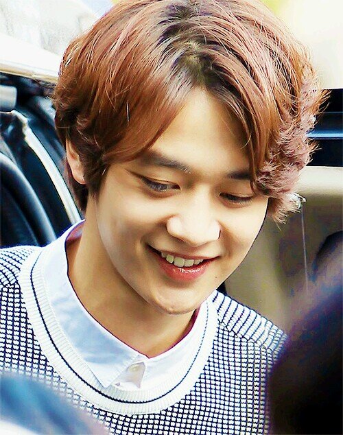 Choi MinHo || Rapper degli Sbrilluccicosi~ || Padre della piccola MinMin e di Paola || Choimuscoli e sono bello! || Vi amo flamers~ ♡