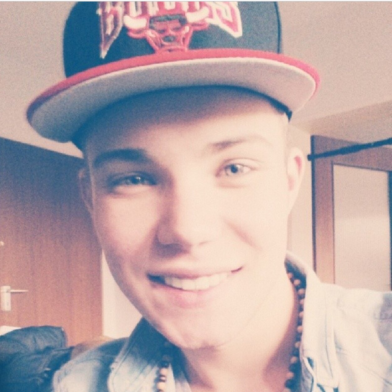 hi im drew ;)