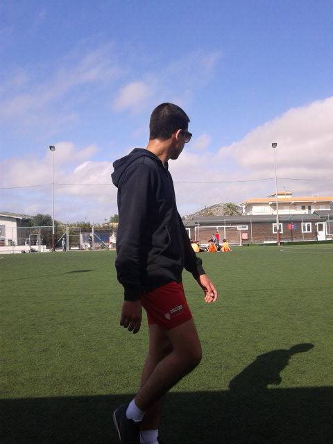 Greek CoD Competitive Player.Amateur Youtuber = uploading small clips.My love is football,playing as striker at Arsenal Academy