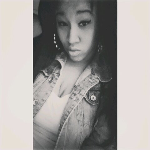 SamThatBitchB's profile picture. 