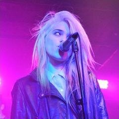 whorecanunot's profile picture. can u not.