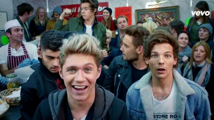 c_hazza's profile picture. *-*  A MASSIVE THANK YOU ,ONE DIRECTION  *-*