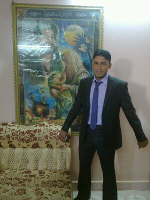‏‏‏انا انسان احب الصراحه واحب الاهتمام  بل جمال الخارجي واحب الحياه العاطفيه واحب. تكون لي صديقه وحيده تحتفظ باسراري واكون صندوق اسراره