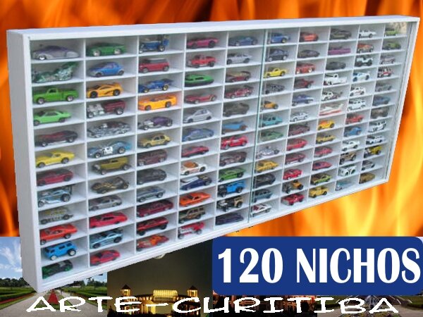 A empresa ARTE-CURITIBA esta a mais de 10 anos no mercado, especializada na fabricação de estantes para colecionáveis, com linha de produção de + de 200 modelos