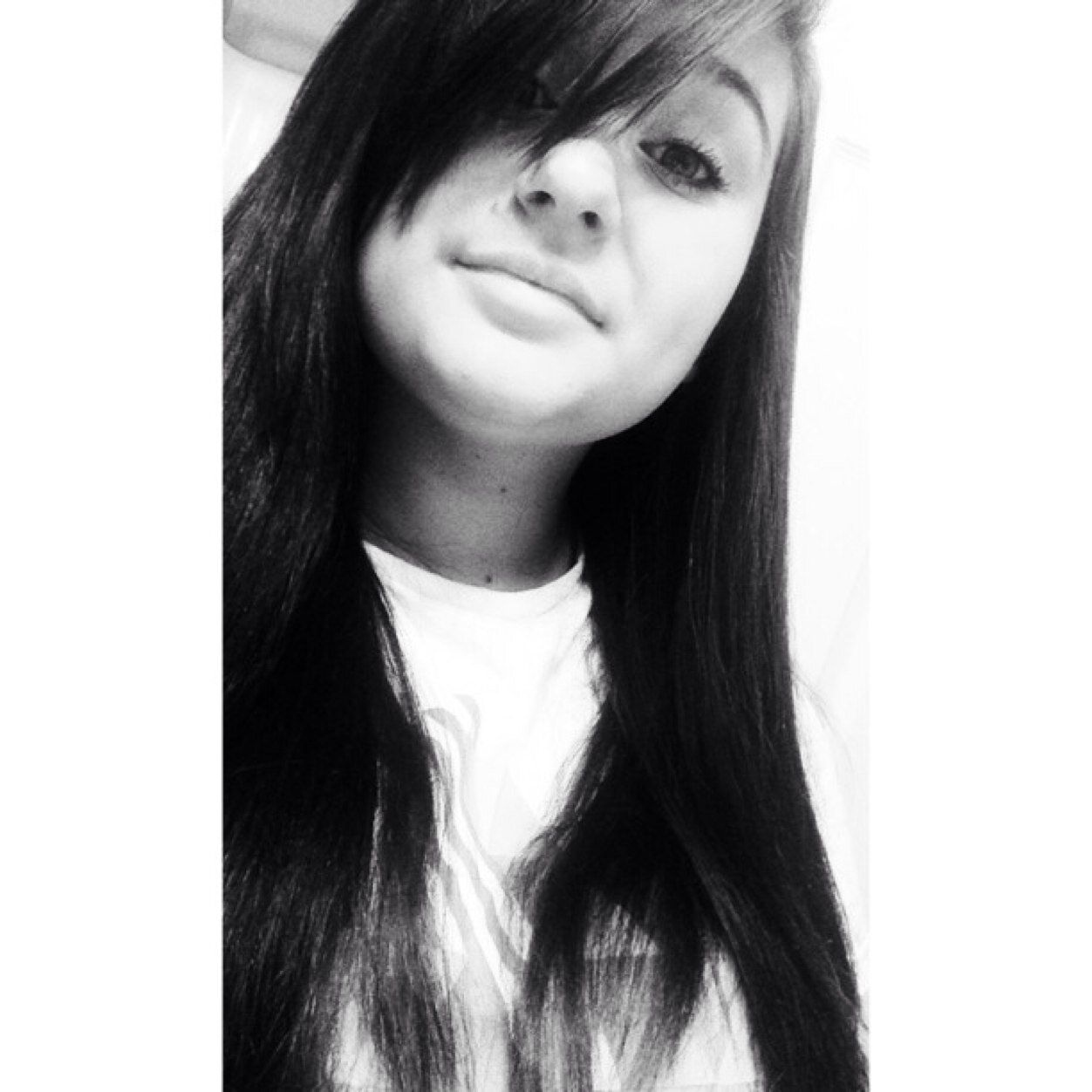• samantha is the name Cheerleadig is my sport • 15 years young • i absolutely love my life