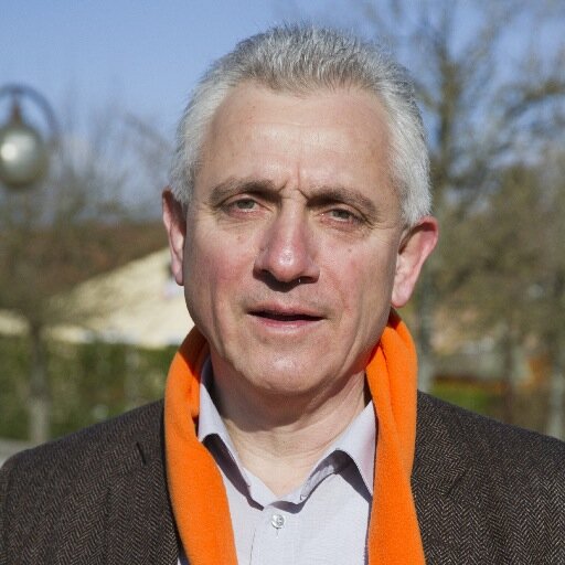 Engagé professionnellement, engagé comme citoyen, la vie nous offre ces possibilités. Partager ces événements quoi de plus enrichissant.