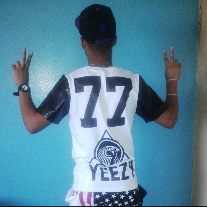 Young talented Rapper, about to put my city on the map. I do it with no intention of being King but this the shit that I Live for HIP-HOP