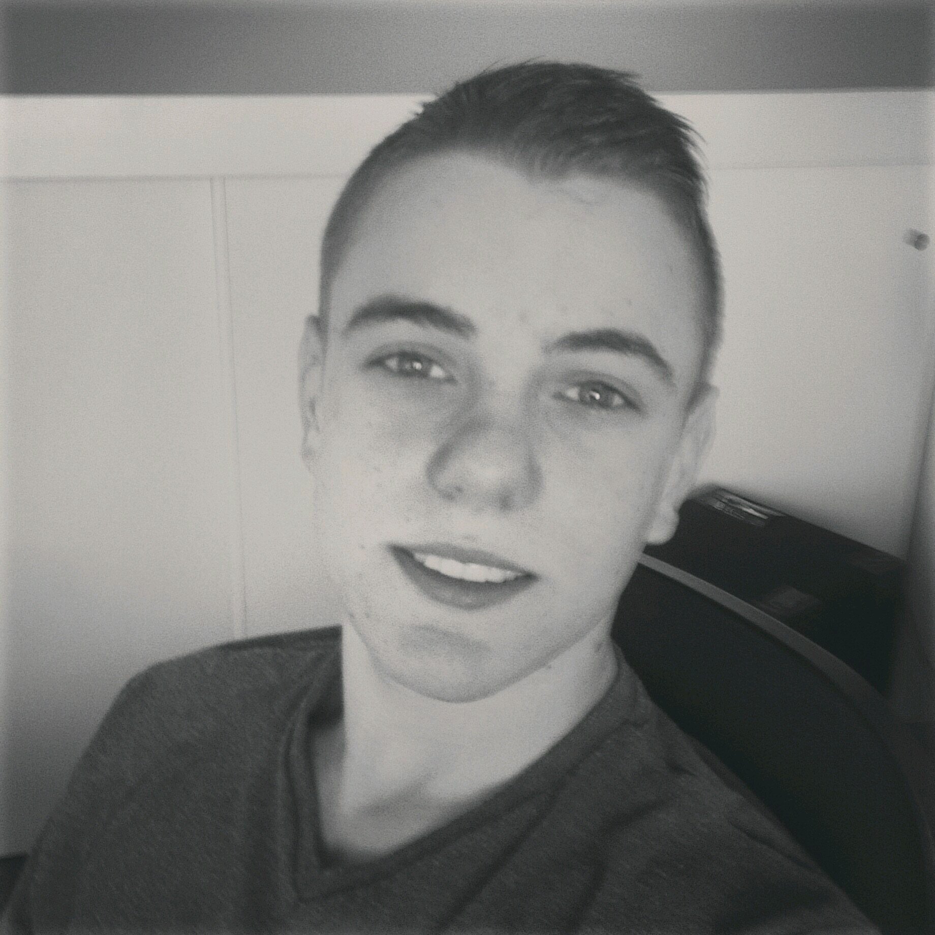 insta @branconeele. snap: branconeele