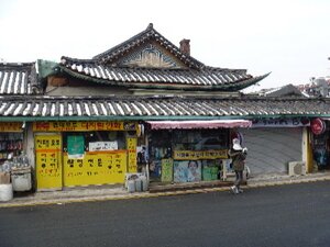上島竜兵は笑いの神様ですw