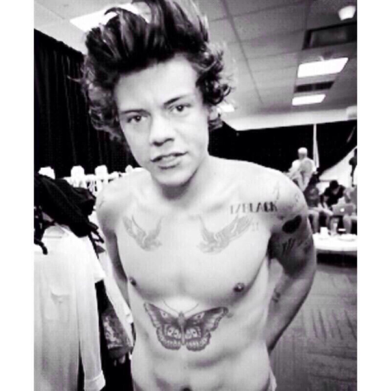 Dont worry about following this account, follow @shaggystyles instead please :)