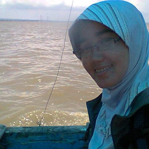 tak ada yang lebih menantang selain berusaha hidup dengan Ilmu Pengetahuan, pembelajar dan pengamat realitas masyarakat, coffe lover's :)