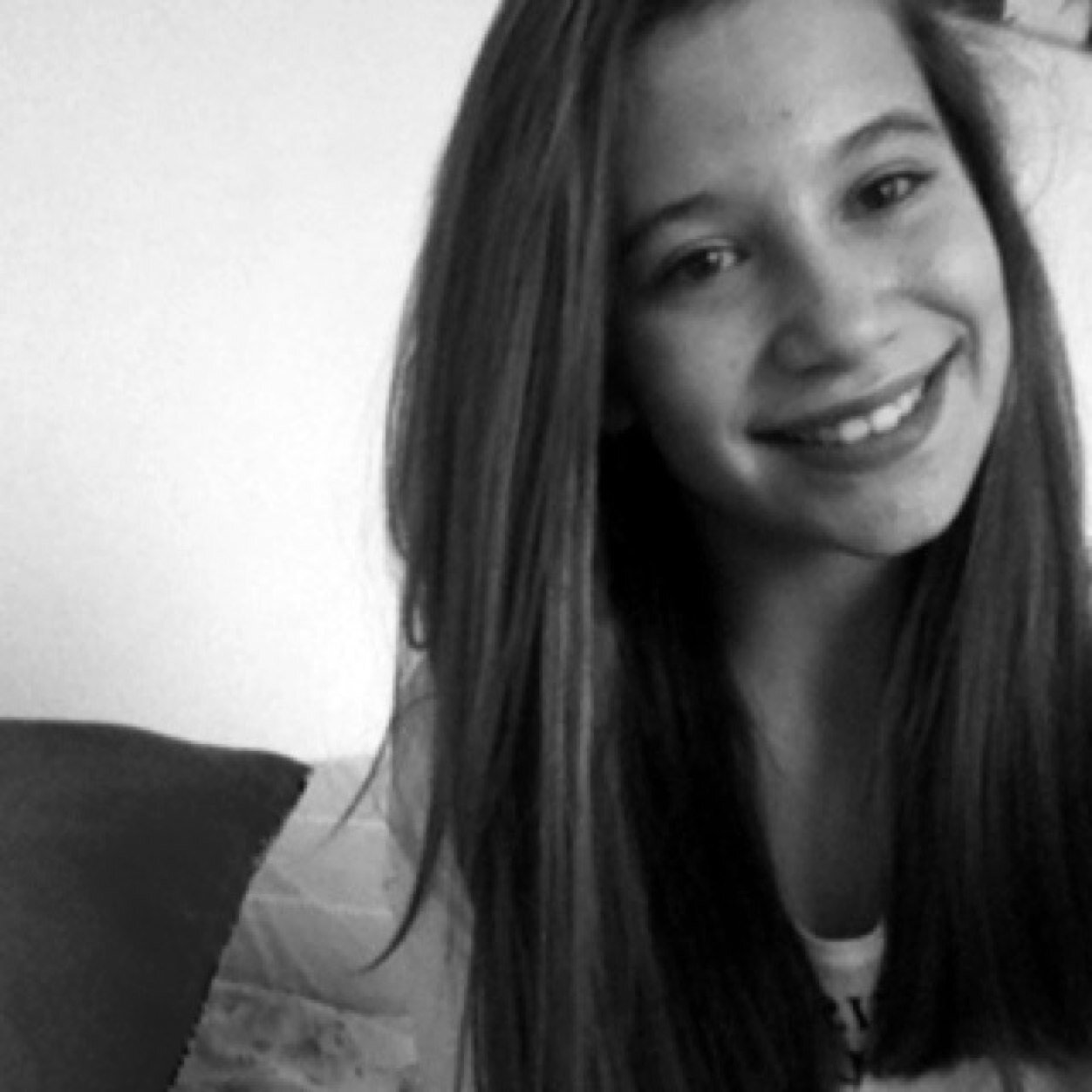 Amelieseghers's profile picture. L'amour c'est comme le jardinage : ça commence par une pelle, et ça finit par un râteau. ||CECA|| Justine