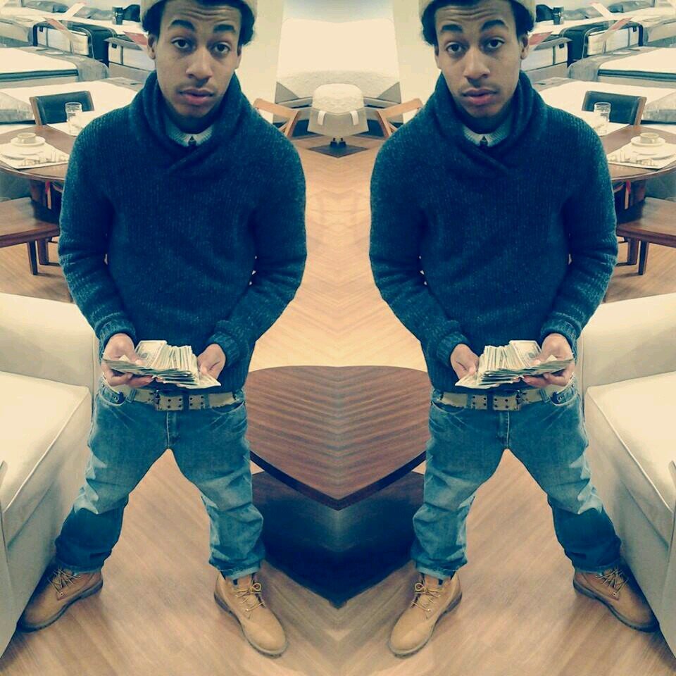 #Im an DreamChaser&Keep pulling through the struggle because ik its almost O.v.e.r.