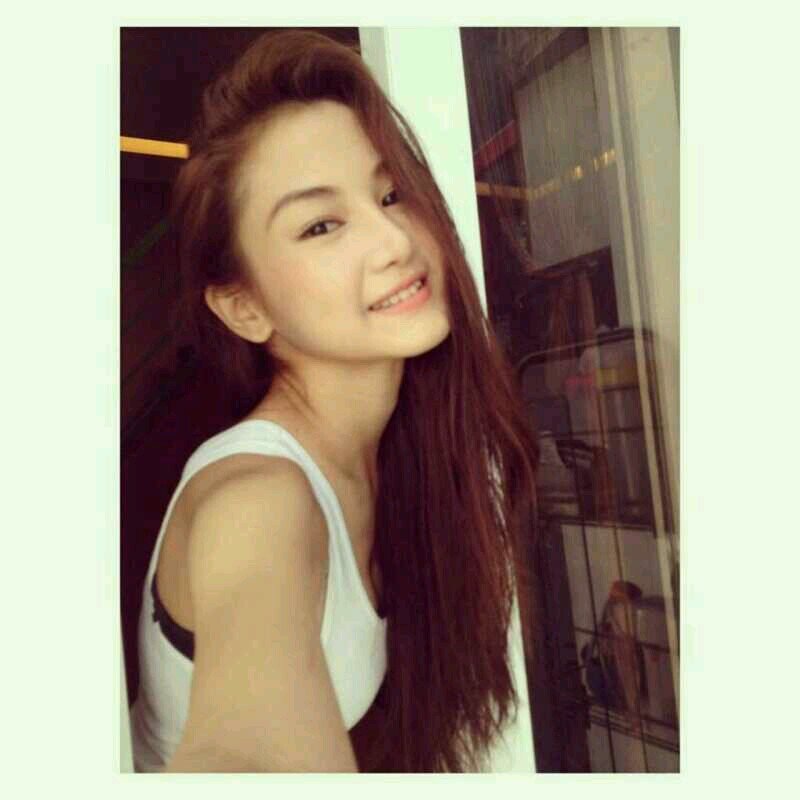 MODEL & ACTING.