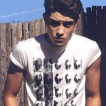 FalseldentityBU's profile picture. Falseldentity's back up.