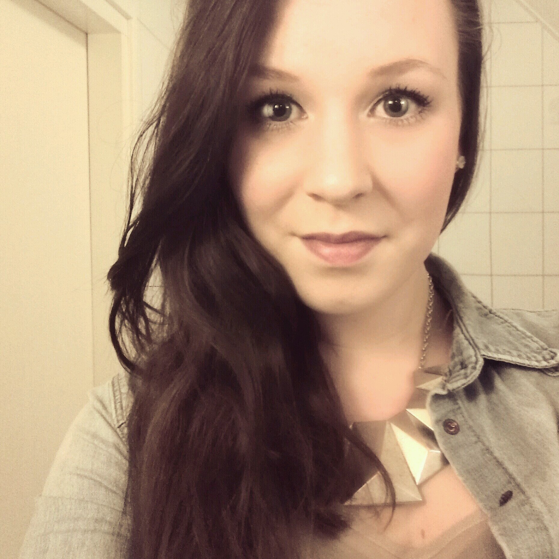 LauraDijk's profile picture. Never give up on your dreams. Keep sleeping.