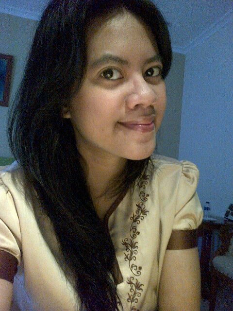 riinadeka's profile picture. LPP TVRI|UPNVJ 'finance management'|purple|maroon5|adam leavine|