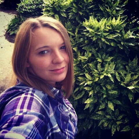 Hi i,m Heather Bishop i'm 20 years old. fixing to be married to the love of my life :). Follow me and I will follow back.