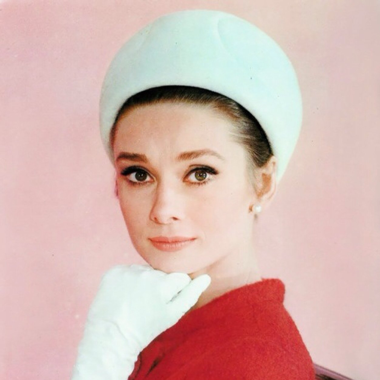 themoviemaid's profile picture. I am a twenty-something student in the Big 12 working towards a degree in Public Relations. I am happiest when I am clutching popcorn and a Coke Icee.