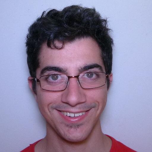 Desarrollador de videojuegos y de todo lo imposible, apasionado por el conocimiento, la literatura y la informatica