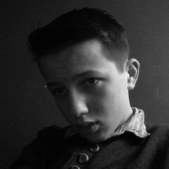 follow me and I'll follow u LOL☆