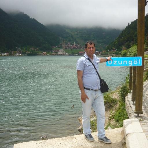 Sessiz ,sakin , dürüst , efendi , sevecen , biraz çılgın , gezgin , maceraperest