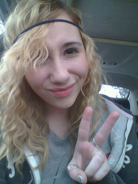 molly_mouse369's profile picture. 