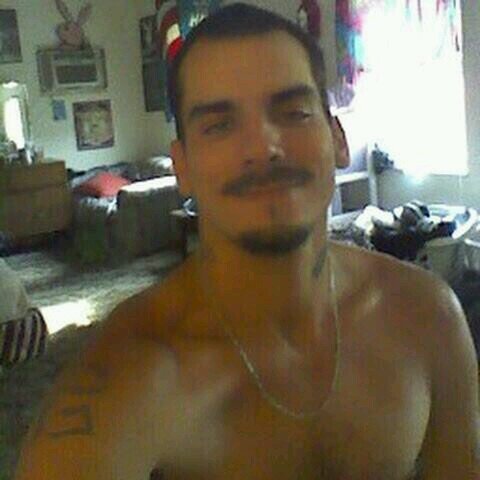 DRYWALL FINISHER SINCE I WAS 15 LOVE WHAT I DO WHICH MAKES IT EASY TO BE AT WORK. .LOVE CONCERTS. .MUSIC IS EVERYTHING TO ME .